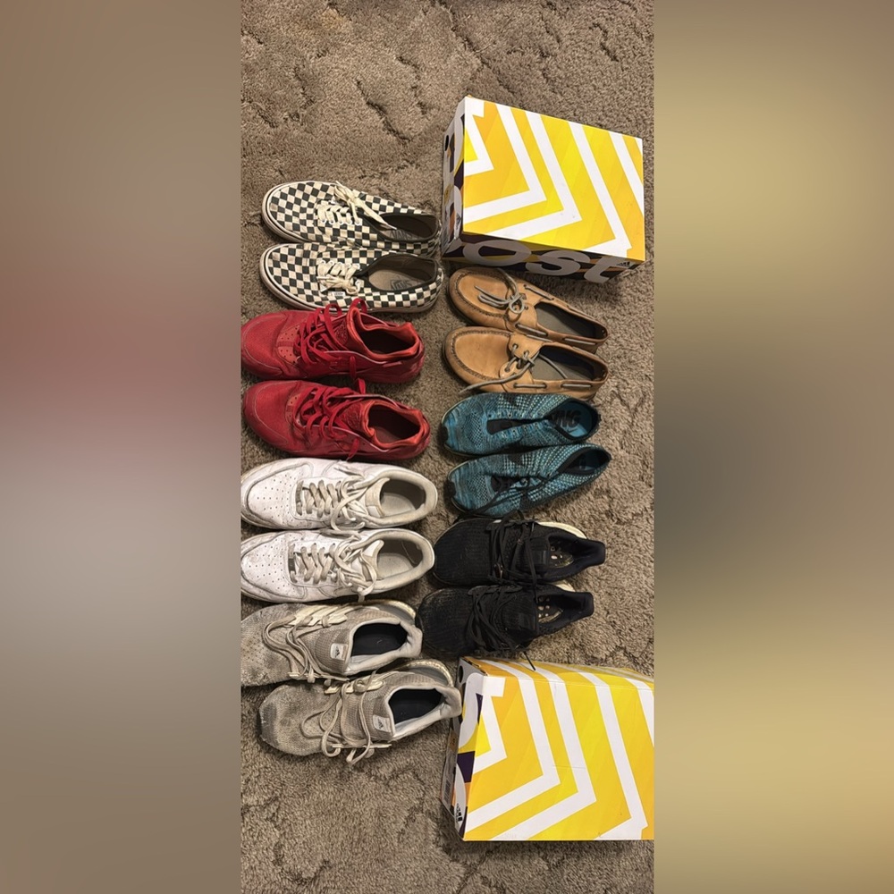 Sneaker Lot (need to be cleaned)